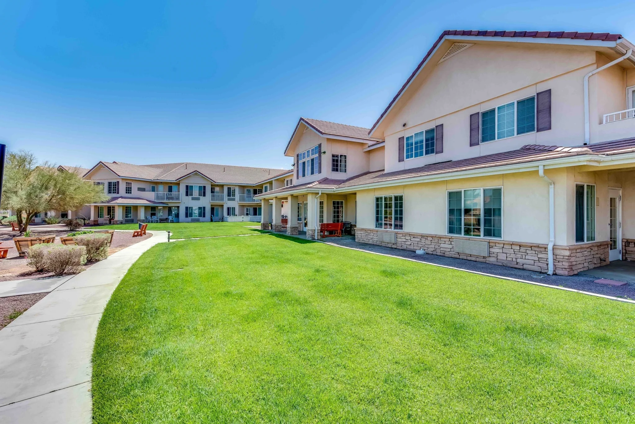 Outdoor walkway Apple Valley
